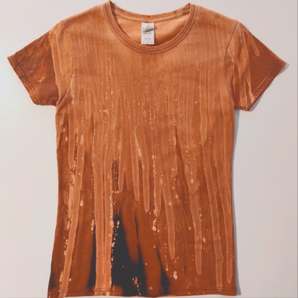 Drip dye bleach dye reverse dye tee